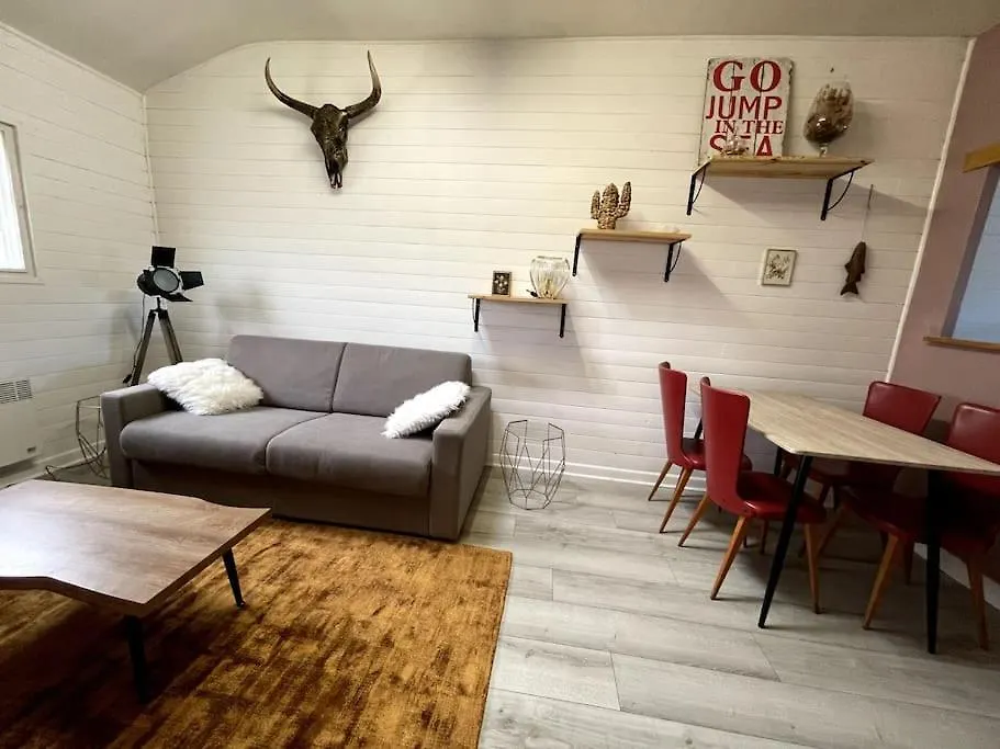 Appartement Au Coeur De Dinard - T2 0*,  فرنسا
